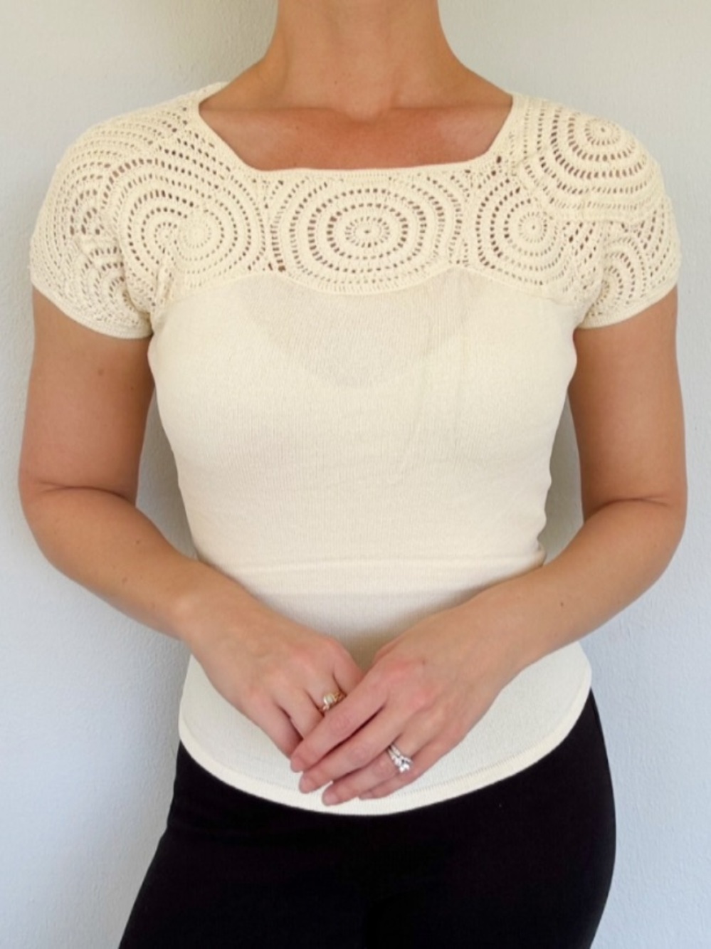 Vintage Susan Bristol Petite cream crochet lace short sleeve sweater top medium